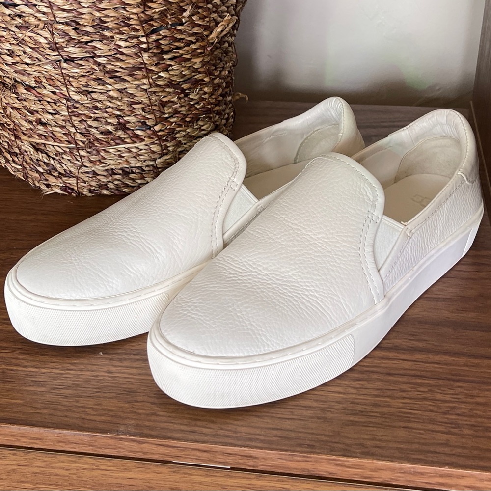 Ugg Jass Slip On White Leather Sneaker